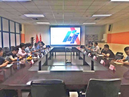 中科院海岸带研究所向导专家一行到Z6尊龙旗舰厅软件考察